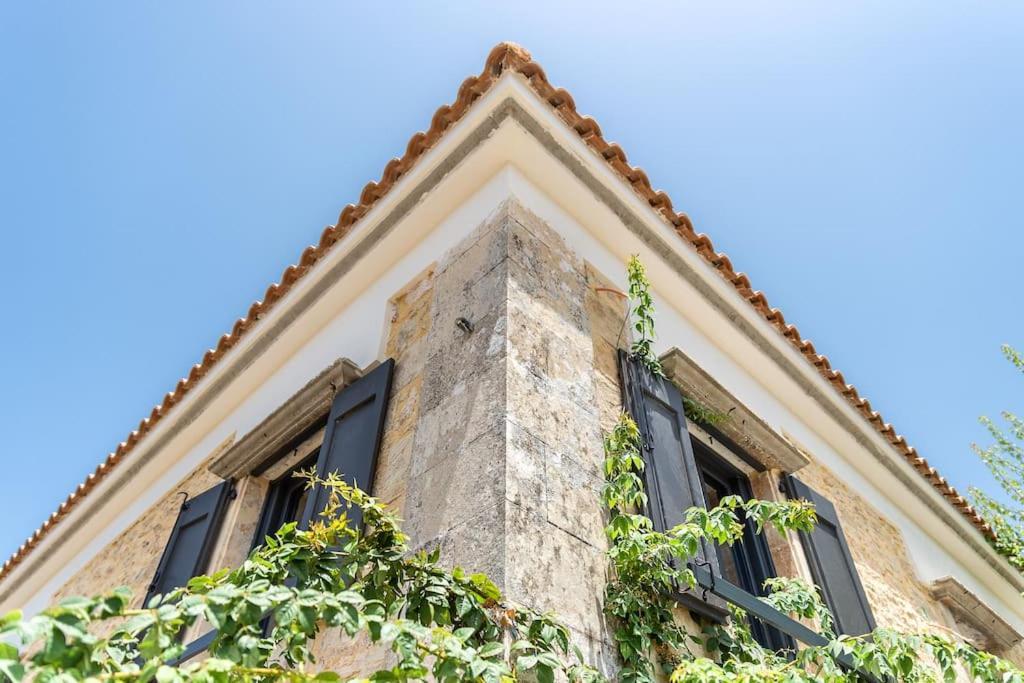 Villa Aiolia Kondoyenadha Exterior photo
